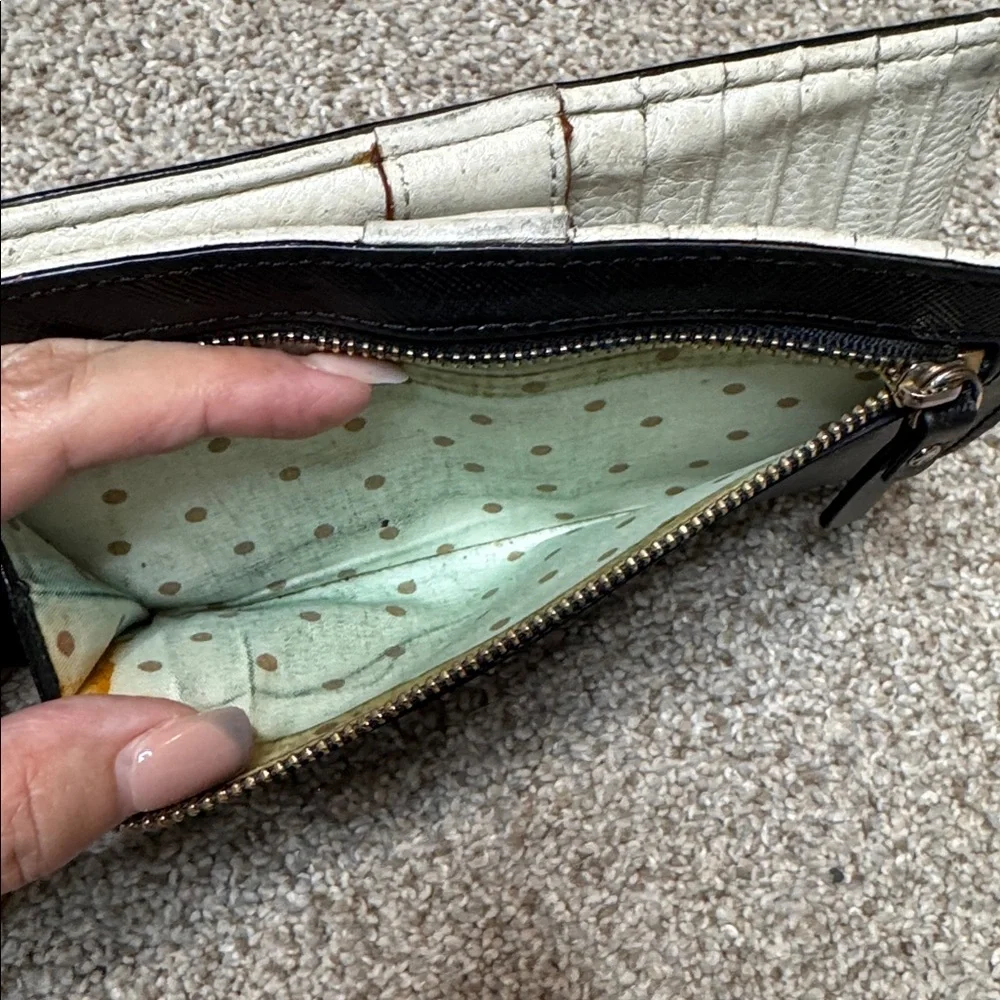 Kate Spade Staci Large Slim Bifold Wallet Black Saffiano Leather